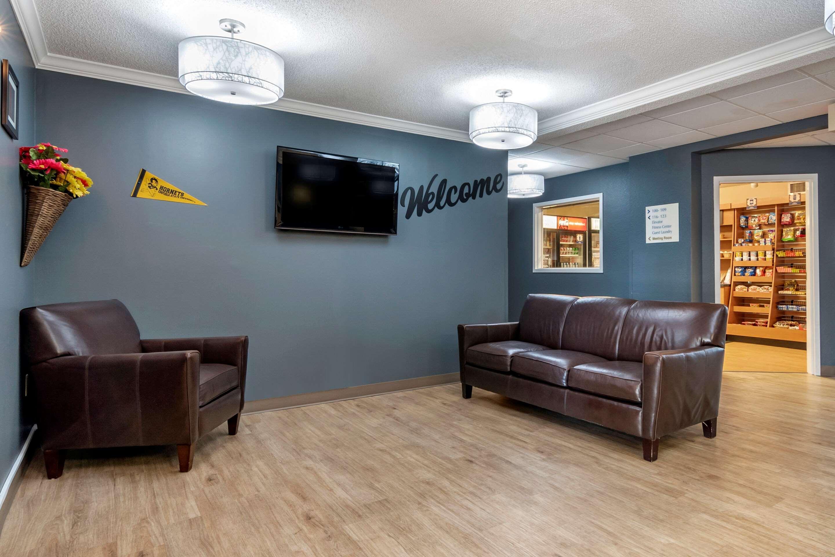 Mainstay Suites Emporia Εξωτερικό φωτογραφία