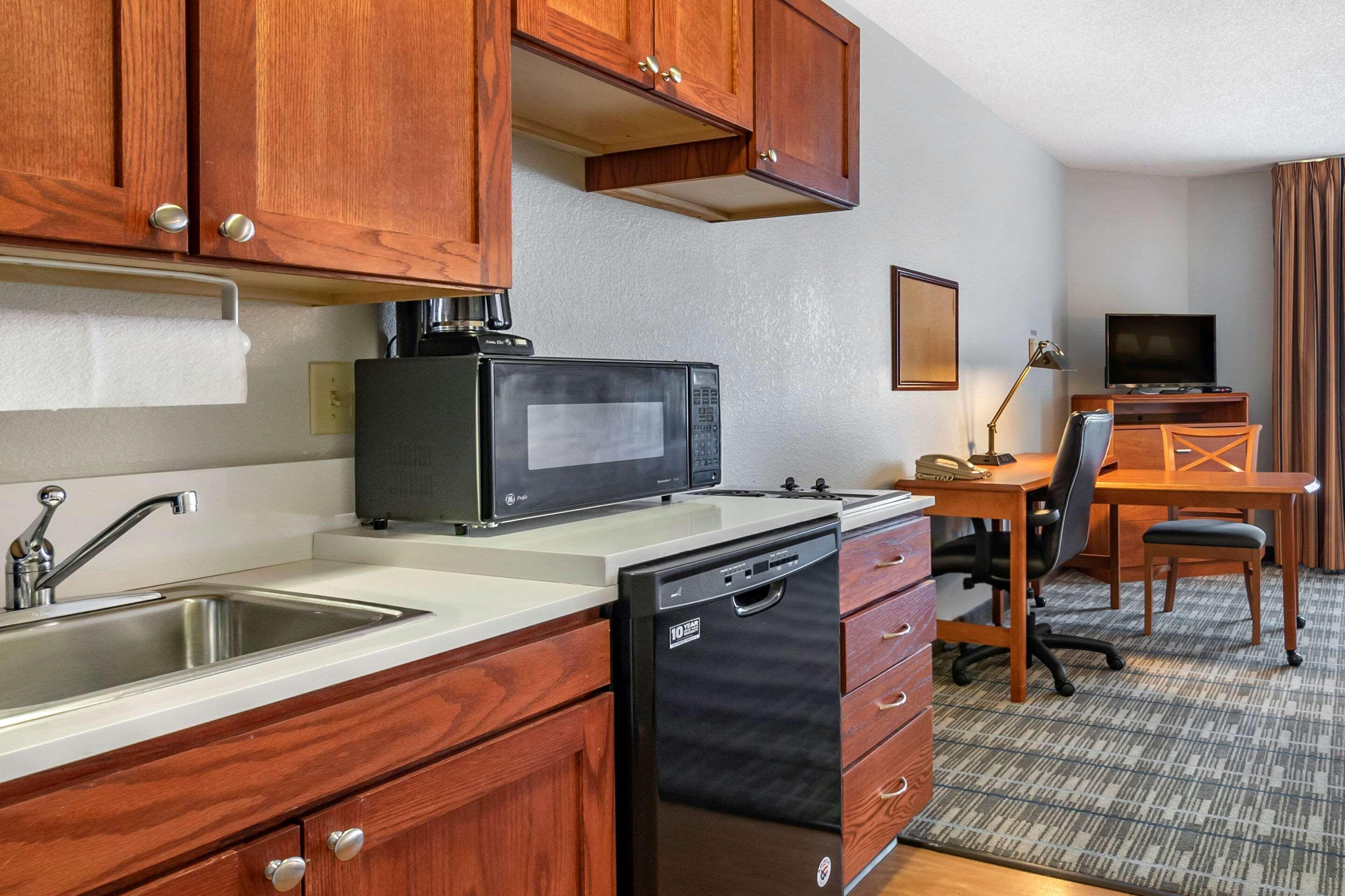 Mainstay Suites Emporia Εξωτερικό φωτογραφία