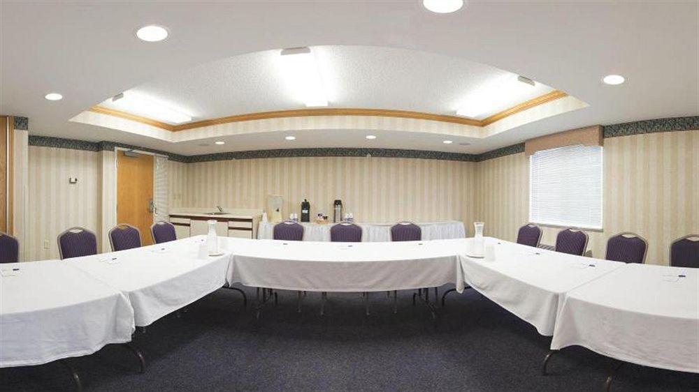 Mainstay Suites Emporia Εξωτερικό φωτογραφία