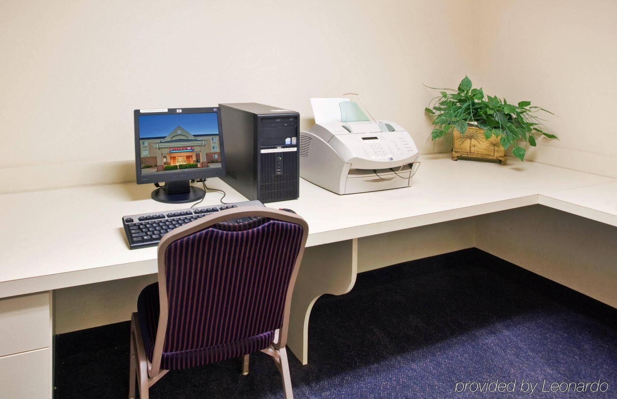 Mainstay Suites Emporia Εξωτερικό φωτογραφία
